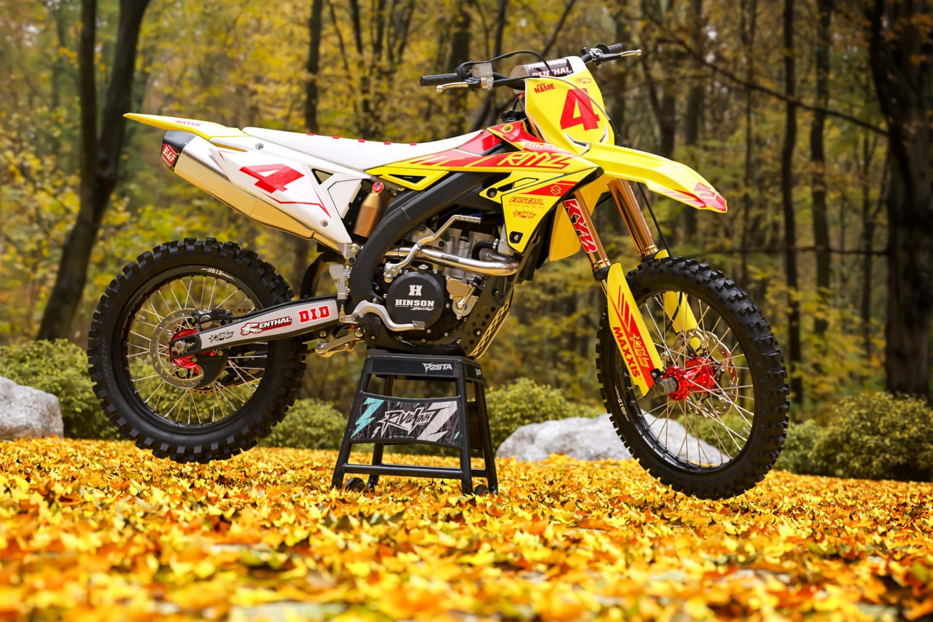 SUZUKI 'LAUNCH RED' KIT - Image 2